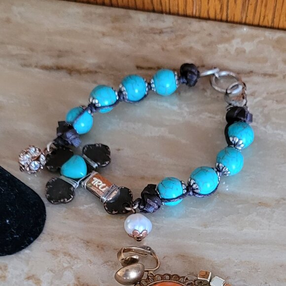 Small Southwest Jewelry Lot - Picture 4 of 5